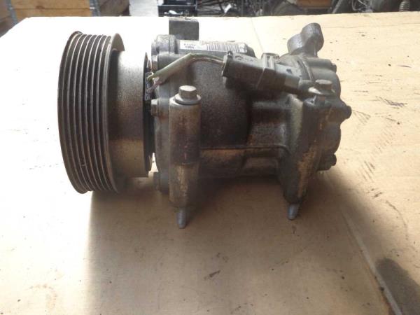 COMPRESSEUR DE CLIMATISATION RENAULT/NISSAN - Vue 5